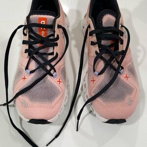 On Cloud Running Sneakers